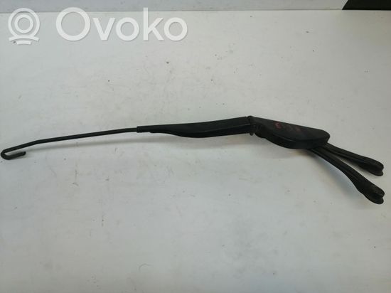 BMW 7 E38 Front wiper blade arm