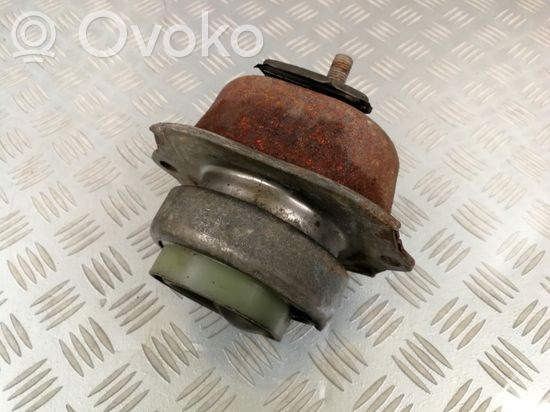 BMW X5 E70 Engine mount bracket 6780259