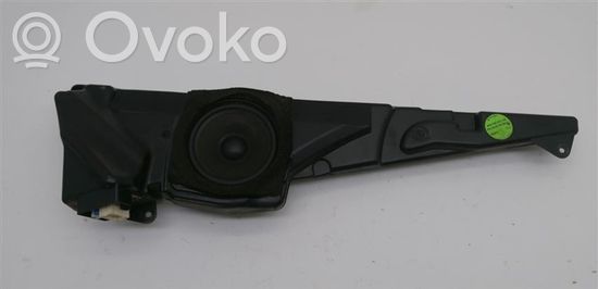 BMW 5 E39 Front door speaker 8362539