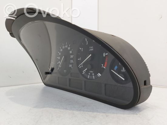 BMW 5 E34 Speedometer (instrument cluster) 88311228