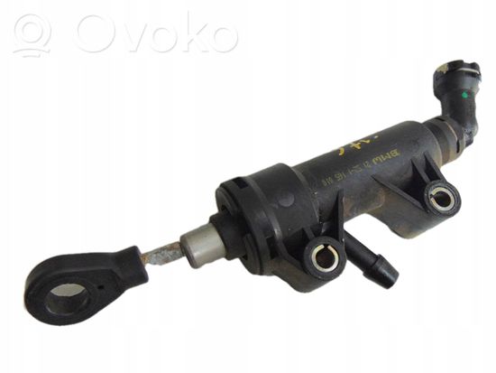BMW 5 E39 Clutch master cylinder 21521165010