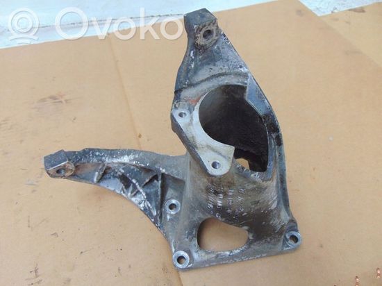 Volkswagen Sharan Engine mounting bracket 7M0199207C