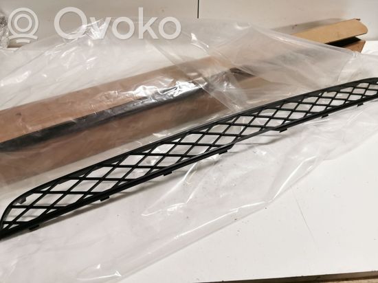 BMW X5 E70 Front bumper lower grill 7159597