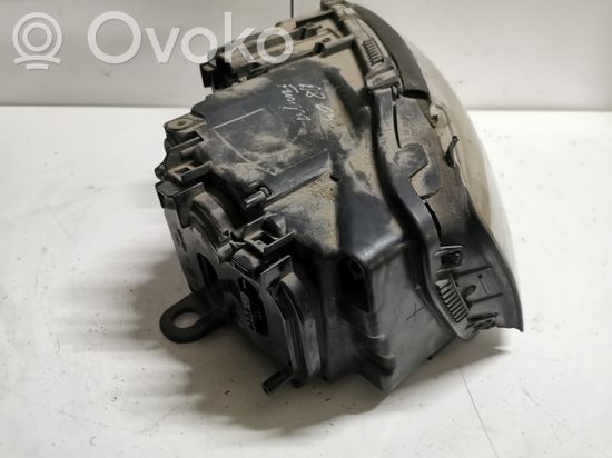 Audi A8 S8 D3 4E Headlight/headlamp