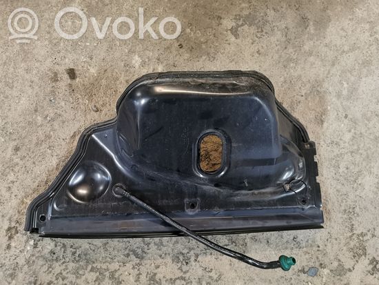 Audi A5 8T 8F Other engine bay part