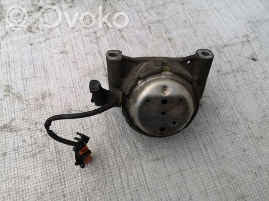 Audi A8 S8 D4 4H Engine mount bracket