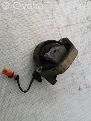 Audi A8 S8 D4 4H Engine mount bracket