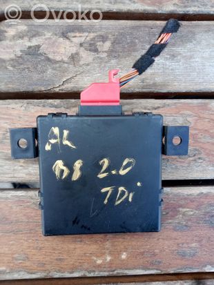 Audi A4 S4 B8 8K Gateway control module 8T0907468R