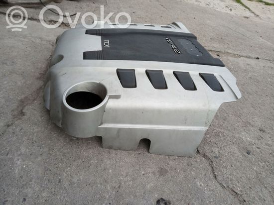 Audi A8 S8 D3 4E Engine cover (trim) 057103925B