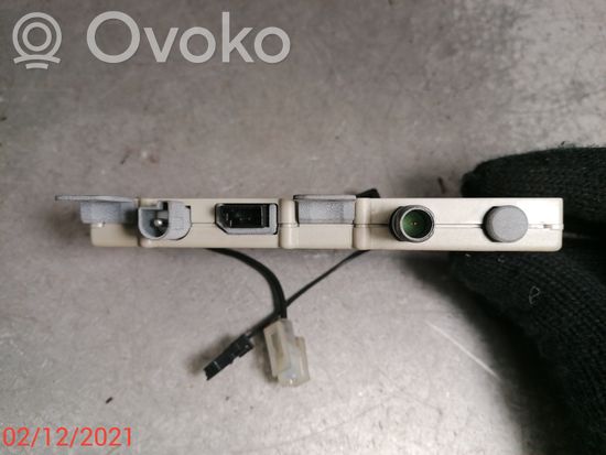 BMW 5 E39 Antenna control unit 8380685 8380685
