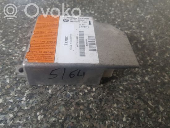 BMW 5 E39 Airbag control unit/module 8372521