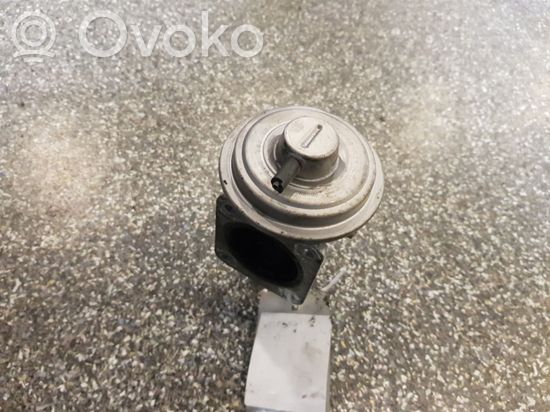 BMW 3 E46 EGR valve 7785789