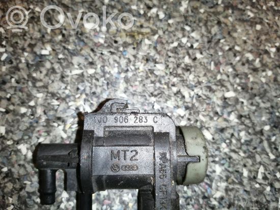 Volkswagen Multivan T5 Turbo solenoid valve 1J0906283C