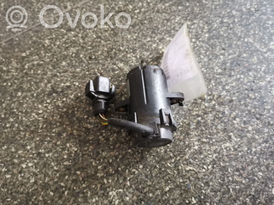 Volkswagen PASSAT B4 Accelerator pedal position sensor 0205001012