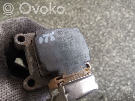 BMW 5 E39 High voltage ignition coil 1703360