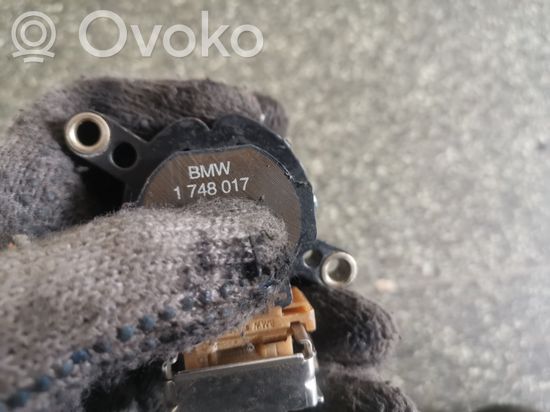 BMW 5 E39 High voltage ignition coil 1748017