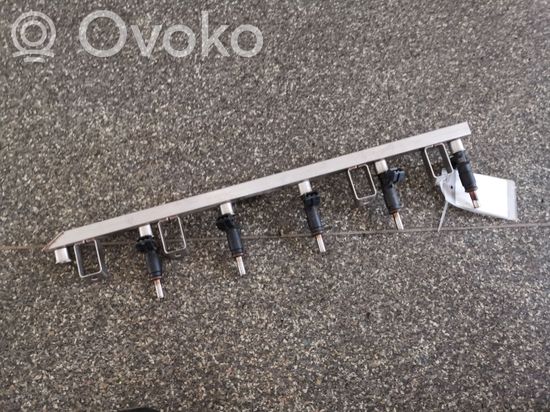 BMW 5 E60 E61 Fuel injectors set 7531634