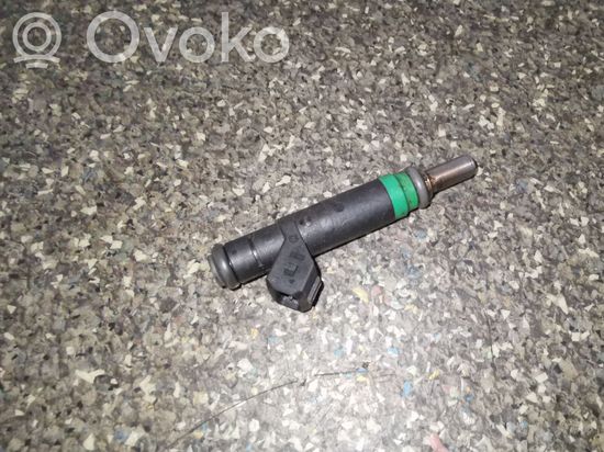 BMW 7 E65 E66 Fuel injectors set 7525721