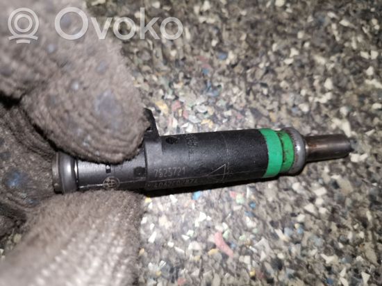 BMW 7 E65 E66 Fuel injectors set 7525721