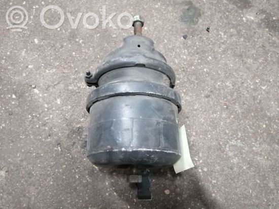Mercedes-Benz 100 D Other brake parts A0204203018