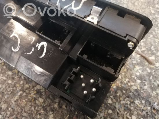 BMW 5 E39 Electric window control switch 8380646