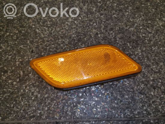 Mercedes-Benz E C207 W207 Front reflector A2078200421