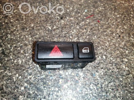 BMW 3 E46 Hazard light switch 8368920