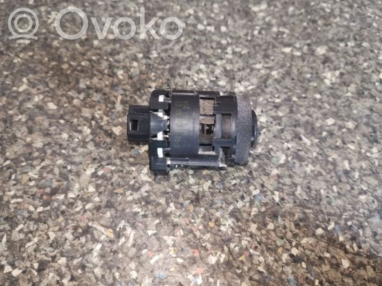 Mercedes-Benz E W211 Interior temperature sensor A2118300272