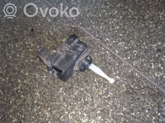 Audi A4 S4 B5 8D Headlight level adjustment motor 0307852315