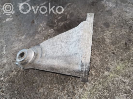 Mercedes-Benz E W211 Engine mounting bracket A1122232104