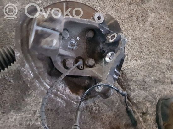 BMW 1 E81 E87 Rear wheel hub