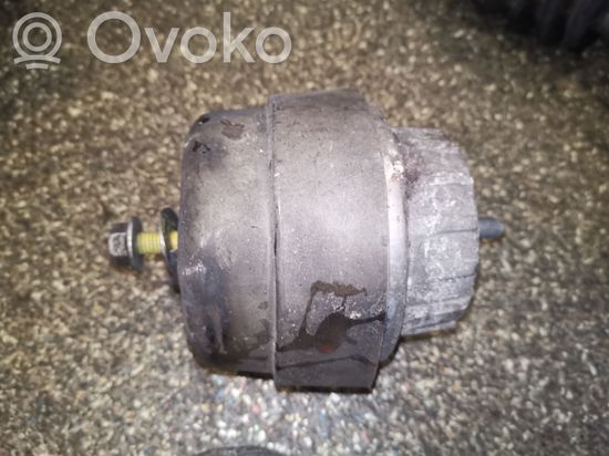 Audi A6 S6 C6 4F Engine mount bracket