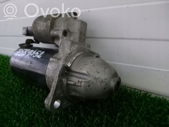 BMW 1 E81 E87 Starter motor 7589352