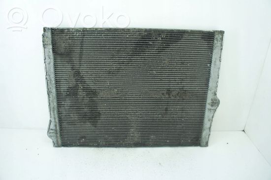 BMW 7 F01 F02 F03 F04 Coolant radiator 7570093