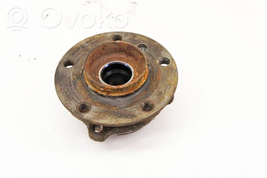 BMW 5 F10 F11 Front wheel hub