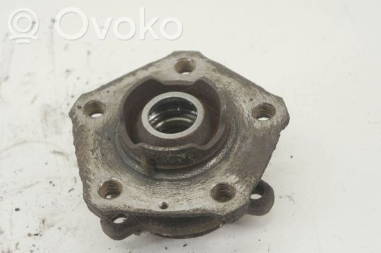 Audi A4 S4 B9 Front wheel hub