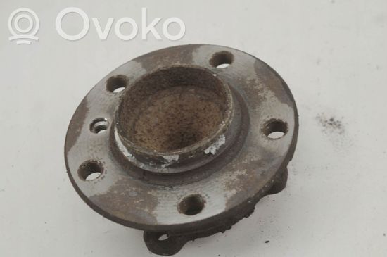 BMW 3 F30 F31 F80 Front wheel hub