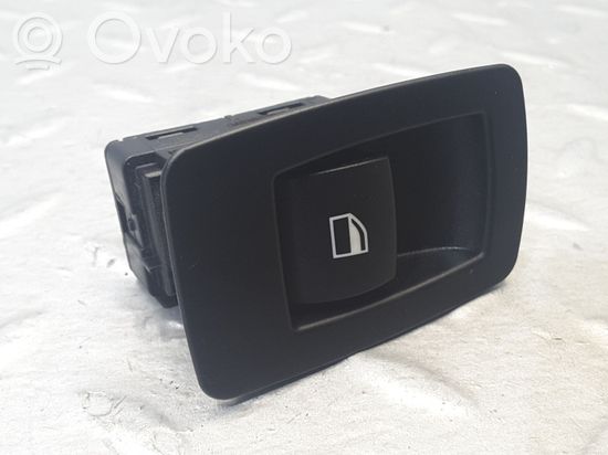 BMW 1 E81 E87 Electric window control switch 6945874 15939900
