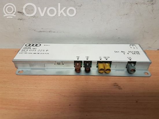 Audi A4 S4 B7 8E 8H Aerial antenna amplifier 8E9035225P