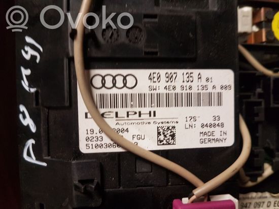 Audi A8 S8 D3 4E Front seat light 4E0947097D 4E0907135A