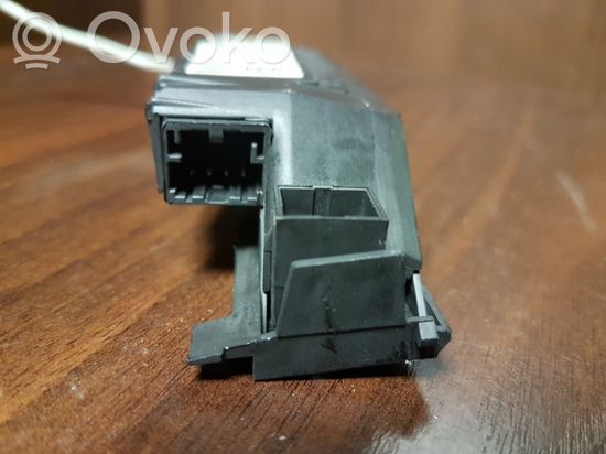 Audi A4 S4 B7 8E 8H Ultrasonic Sensor 8E0951177