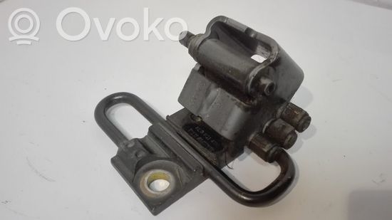 Audi A6 S6 C6 4F Front door lower hinge 8E0831411B