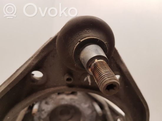 Audi Q7 4L Front lower control arm/wishbone 7L0407047B