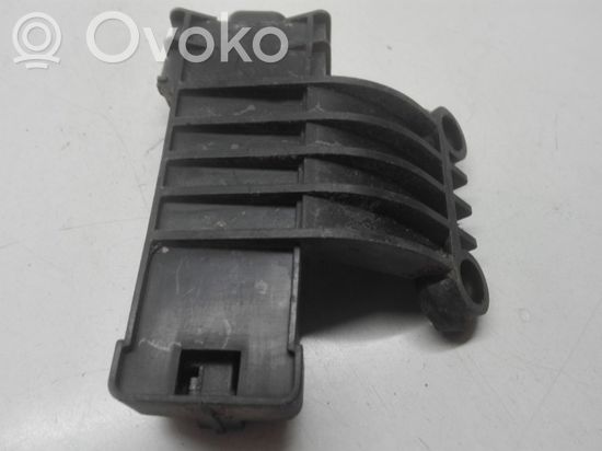 Audi A8 S8 D3 4E Tire pressure sensor 4E0907277