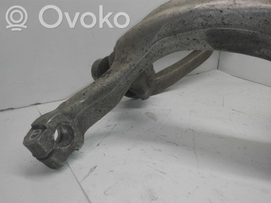 Audi A8 S8 D3 4E Front wheel hub spindle knuckle 4E0257M