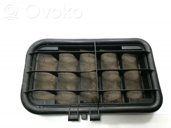 Audi A8 S8 D3 4E Quarter panel pressure vent 4E0819181A