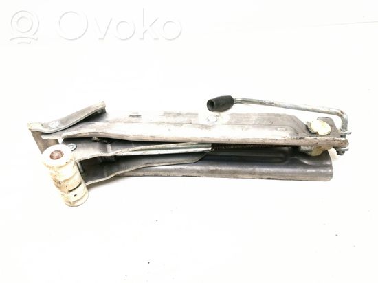 Audi A8 S8 D3 4E Lift Jack 8E0011031A