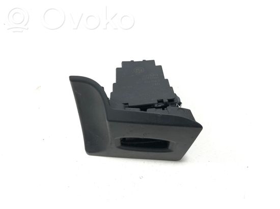 BMW 3 E90 E91 Ignition key card reader 6954720 108625