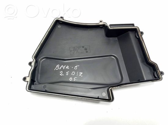 BMW 5 E60 E61 Fuse box cover 12907520912 12907520912
