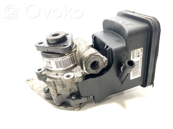 BMW 5 E60 E61 Power steering pump 7693974101 7693974101 676095601